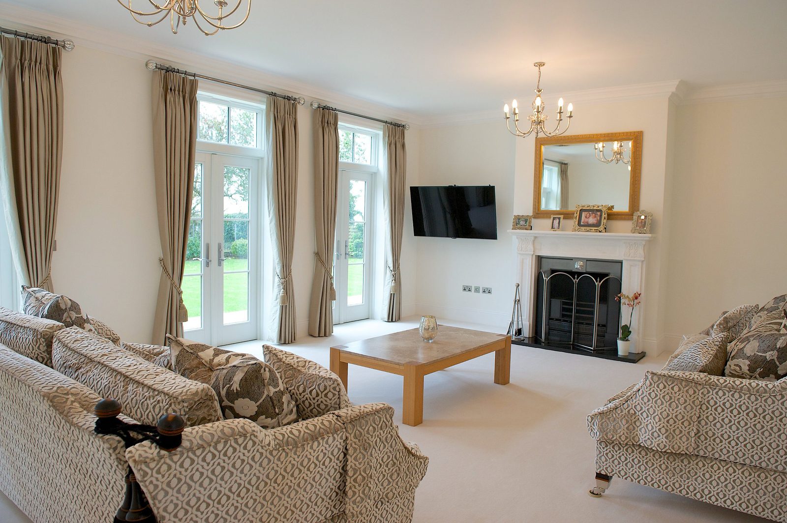 Rouen House — living room
